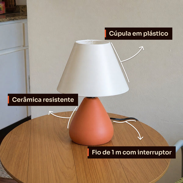 Detalhes do abajur gota terracota: cúpula de plástico, cerâmica resistente e fio com interruptor #terracota #plástico