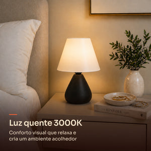 Abajur gota preto com cúpula de plástico e luz quente 3000K na mesa de cabeceira #preto #plástico